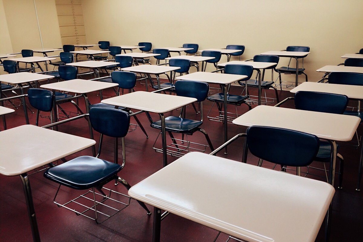 statsandstories's tweet photo. This week’s episode of Stats+Stories features @GailBurrill who is here to tell our audience about statistics education in high schools. #SecondaryEducation #Data #DataScience #StatsEducation https://t.co/gBHCMDgQXD