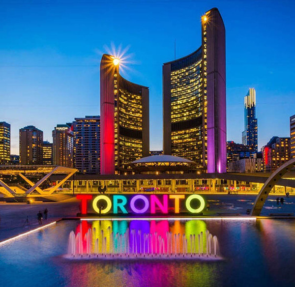We are thrilled to be hosting the 2020 Karaoke World Championships in #Toronto this November! Toronto is a Canadian hub for the arts, music, and culture. Keep your eyes on our social media pages as we highlight some #TorontoTips each week. 🇨🇦