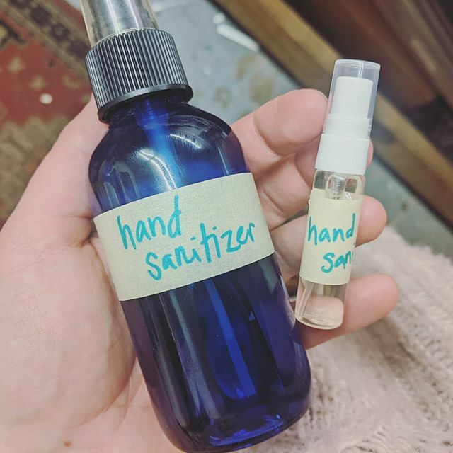 REVIVALHmstdSup's tweet photo. I'm not usually a fan of hand sanitizer, but, you know, crazy times! Recipe below.
.
.
.
1 c rubbing alcohol
2 tsp glycerin
2 tsp hydrogen peroxide
2 Tbsp distilled water
1/2 tsp essential oils (optional, I used grapefruit, lemongrass and sage)
Put in a … https://t.co/V3oEuMXTmA https://t.co/LXxdBvNTba