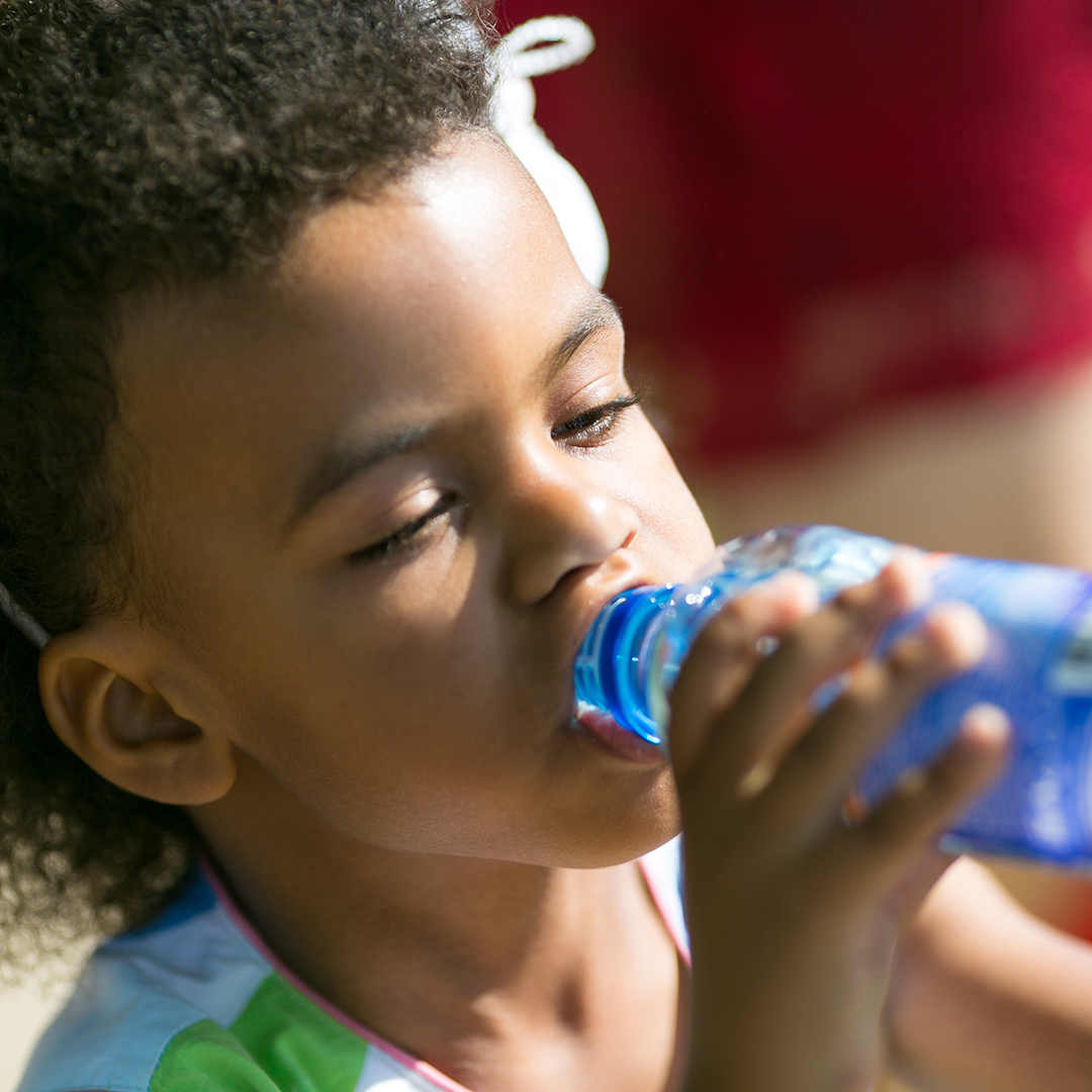 NJSugarfreed's tweet photo. Create healthy habits for you and your family. Don't bring sugary beverages into your house or send them to school with your little ones.

#njsugarfreed #newjersey #njmoms #healthyhabits https://t.co/JReAFztB05