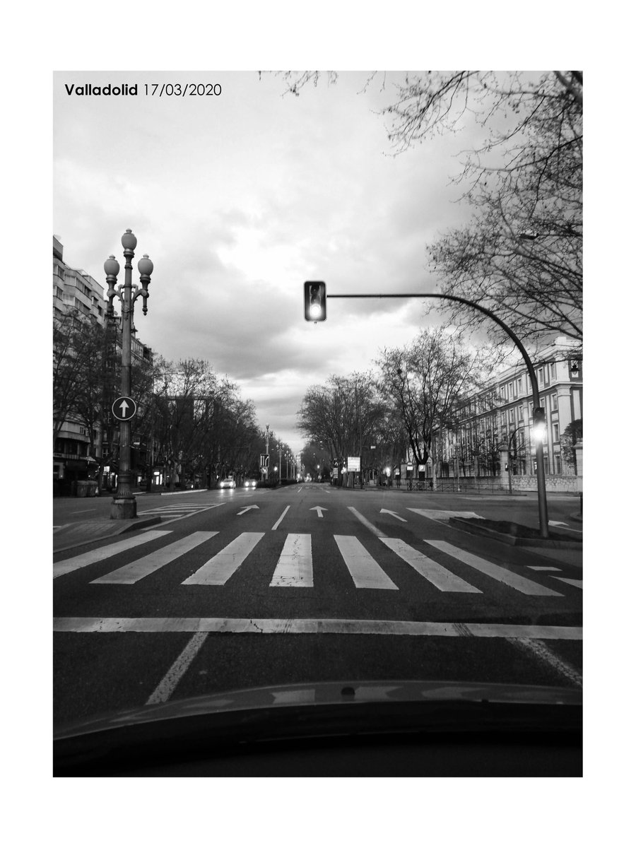 felixvidal3's tweet photo. Volviendo del trabajo en coche, se me ha ocurrido enseñaros cómo está vuestra ciudad a las 19:30. https://t.co/tt9tnOyhXg