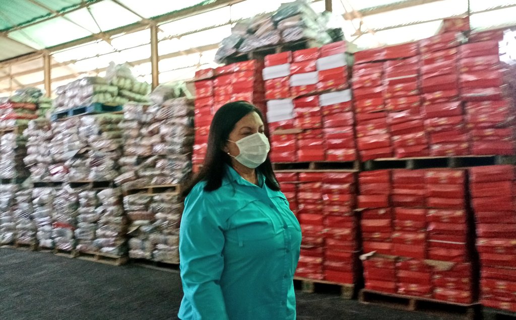 gestionperfecta's tweet photo. #17Mar Pasando revista a las instalaciones de la Reserva Activa, garantizando el pleno cumplimiento de la distribución de alimentos a nuestro pueblo en esta contingencia nacional. Los rubros no faltarán en los hogares larenses. #CuarentenaColectivaSocial https://t.co/9F5m6whXOa