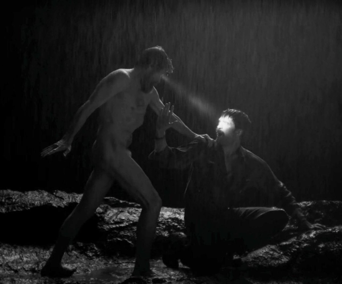 FilmEasterEggs's tweet photo. Robert Eggers' 'The Lighthouse' (2019) // Sascha Schneider's 'Hypnosis' (1904) https://t.co/QPEEztLXk3