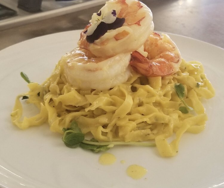 👩🏻‍🍳A chef friend is spending #ShelterInPlace cooking up seafood delights🦐! Stay positive and productive 🙏#QuarantineLife #Boston