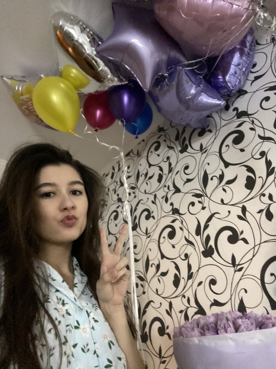MarinaaaTsoy's tweet photo. 22🤪 https://t.co/UAI9xat5LU