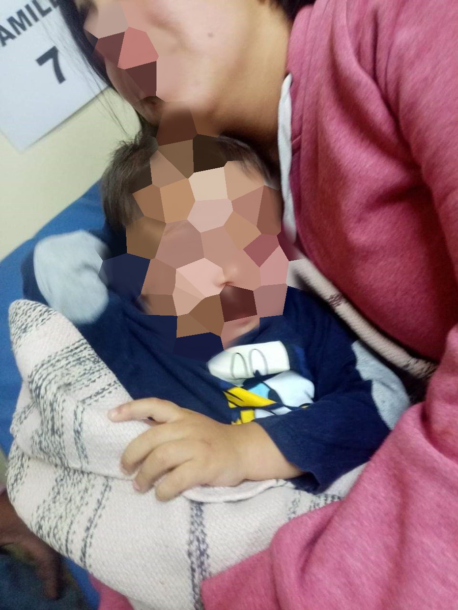 PiensaPrensa's tweet image. SON TODOS MALDITOS !!
Carabinero es detenido y dado de baja tras golpear a su pareja e hijo. El niño se mantiene grave en el Hospital Gustavo Fricke, donde se encuentra internado con lesiones de consideración en ambos ojos, además de corte en su cabeza.
eldesconcierto.cl/2020/03/17/car…