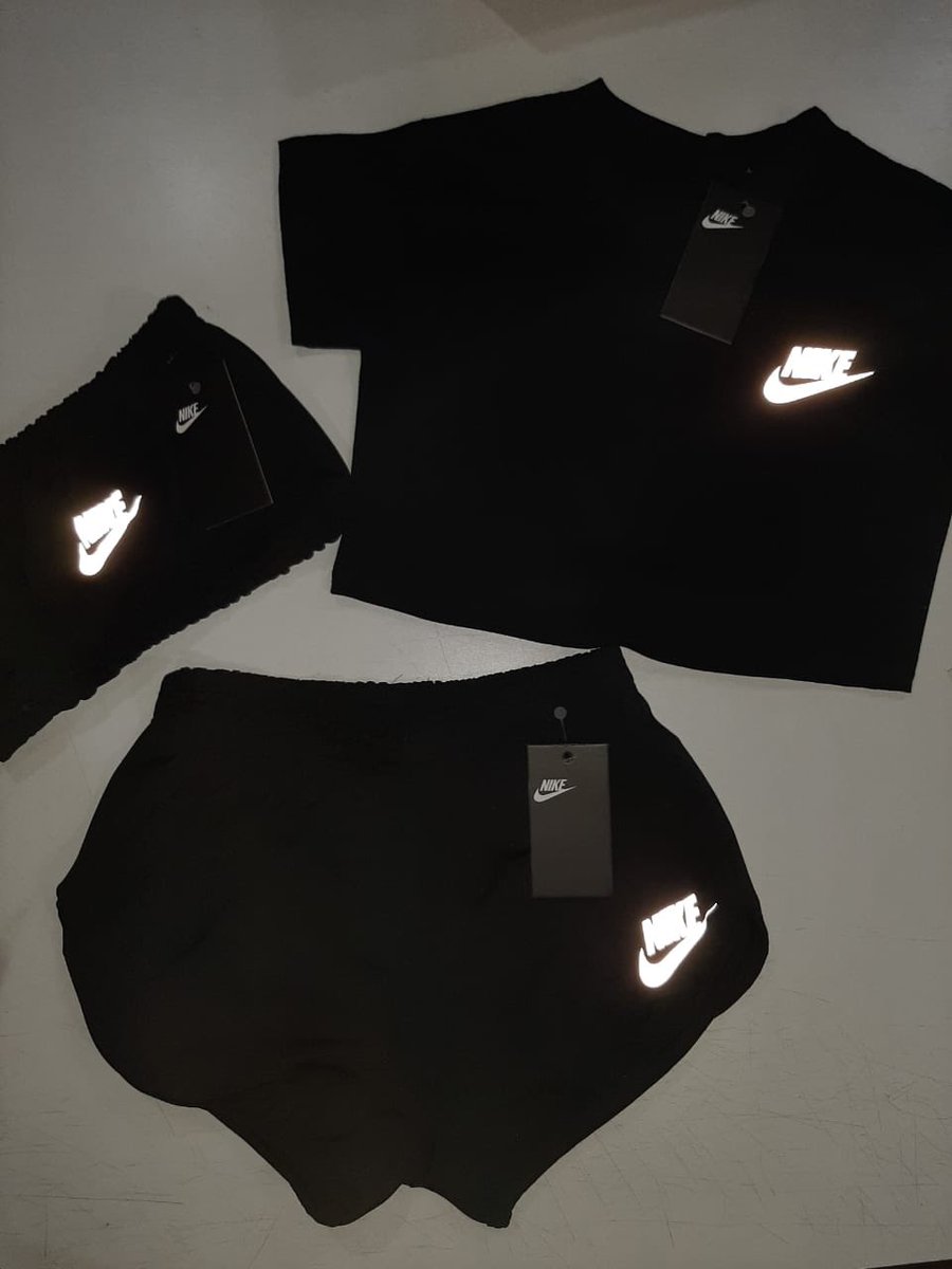 conjunto da nike feminino refletivo