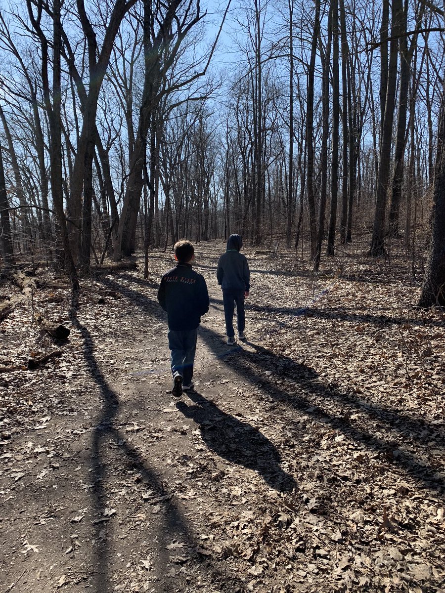 FREE entry into Kensington Metro Park Tues-Thurs until April 2nd! Had great luck feeding finches and woodpeckers today!  #klleaders #SLYONphysed #KentLakePEChallenge
