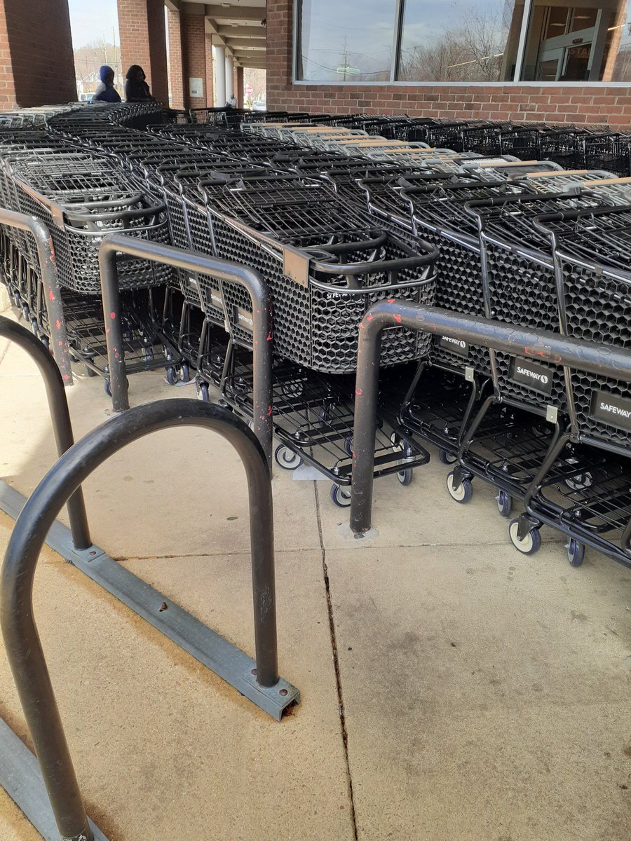 Ward7IsHome's tweet image. Thanks for the new shopping carts at #1445. They look fantastic! @Safeway
