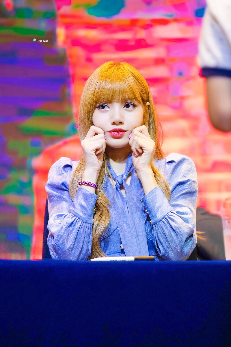 Lisa_ForReal's tweet photo. #리사 
#LISA 
#블랙핑크      
#BLACKPINK https://t.co/tPBcCzlxpF