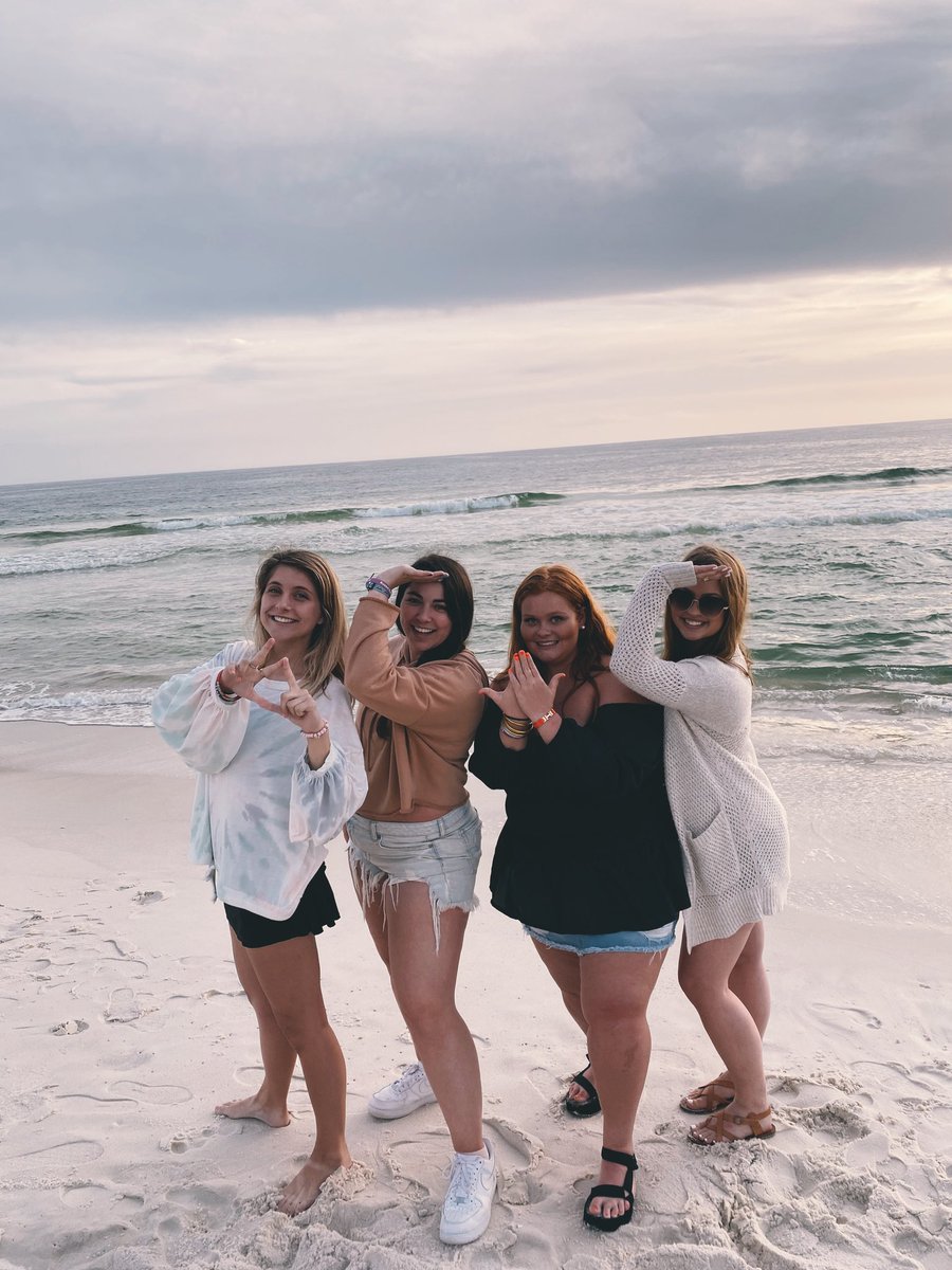 University of Mississippi Panhellenic tweet media