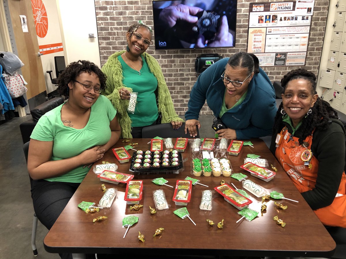 Denise Smith tweet media