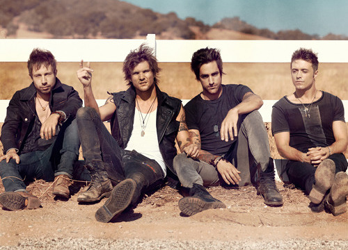 bandwagonPH's tweet image. Boys Like Girls reschedule Asia and Australia shows to September 2020 bandwagon.asia/articles/boys-…