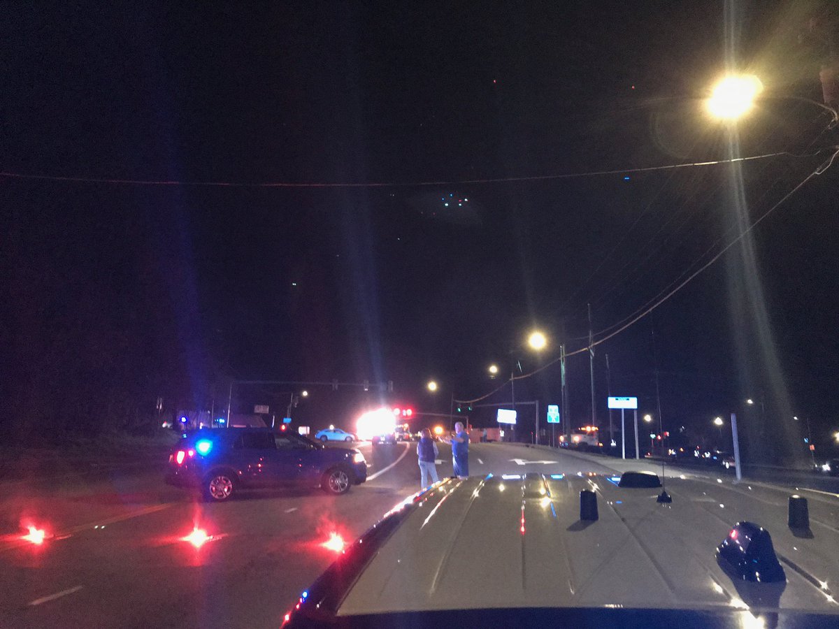 MPDASHIFT's tweet image. Please use caution and avoid the area of Memorial Blvd and Fayette St  All traffic is being detoured at the time. #DriveSafe