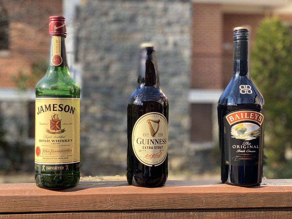 #SocialDistancing @ home on #StPatricksDay