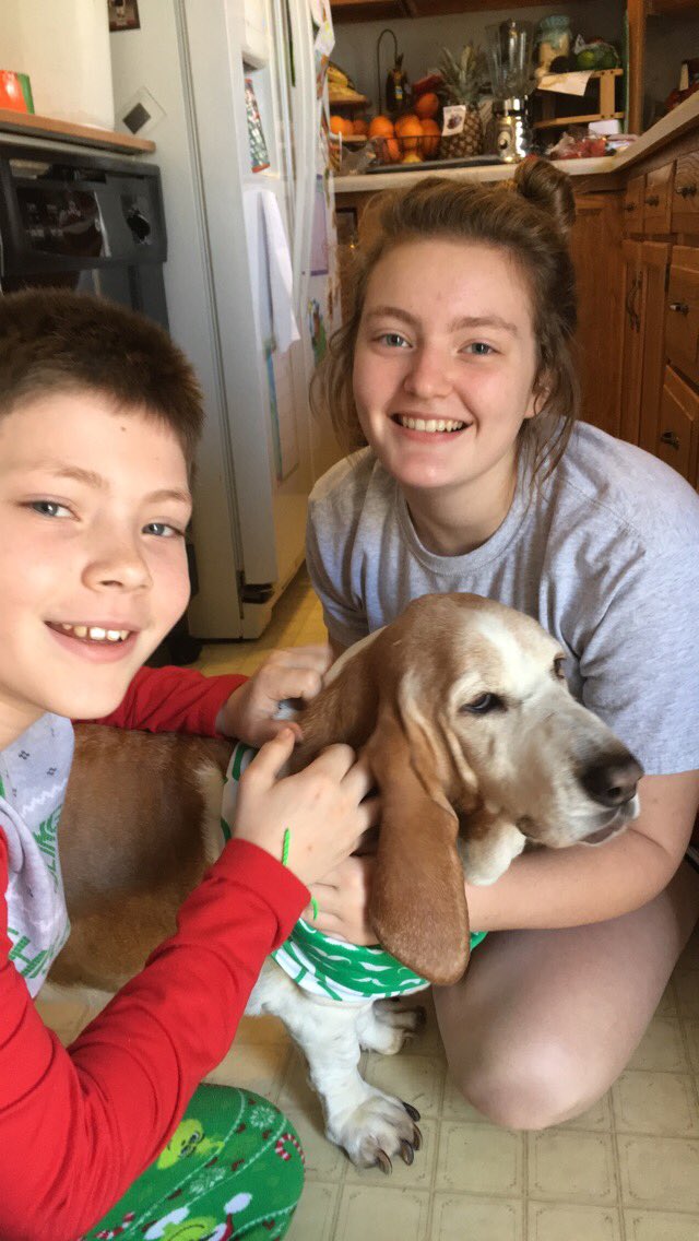 Bethany52457883's tweet photo. Happy E-Learning day from the Peterson Zoo: Shanna, Cameron, Patrick, and of course Penelope. Penelope even had her green on 🍀🌈 #rollsc #sclearns https://t.co/y1utKvTRNW