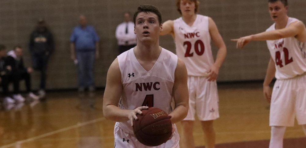lopeters2's tweet photo. First off I would like to thank Simpson College for this past year and I will never forget the people that I met and the memories that were made! After talking with my family and seeing what is best for me and my future I have decided to transfer to Northwestern College! https://t.co/Z2rJ9DXqYN