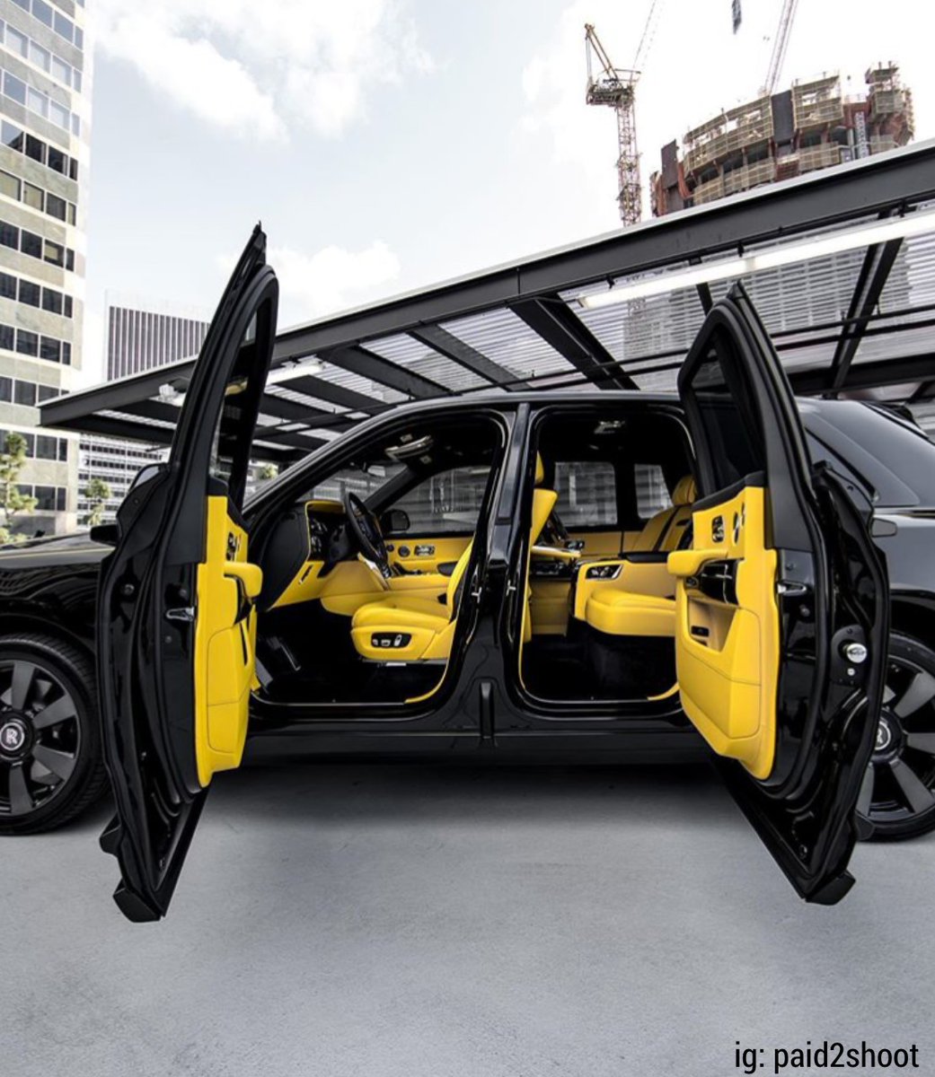 BiIlionaires's tweet photo. bumblebee rolls royce 🐝 https://t.co/ahNdK1d9SZ