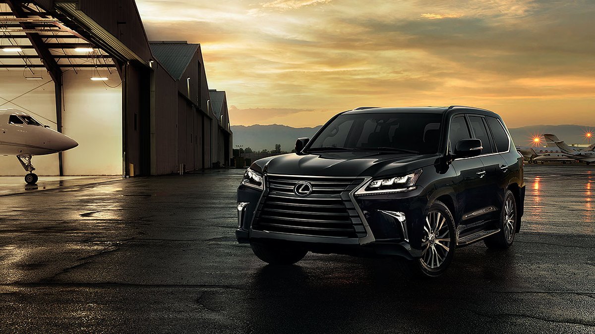 With a commanding stance and eye-catching LED illumination, the #LX dominates with style and grace.
ow.ly/f4P350yOd9G