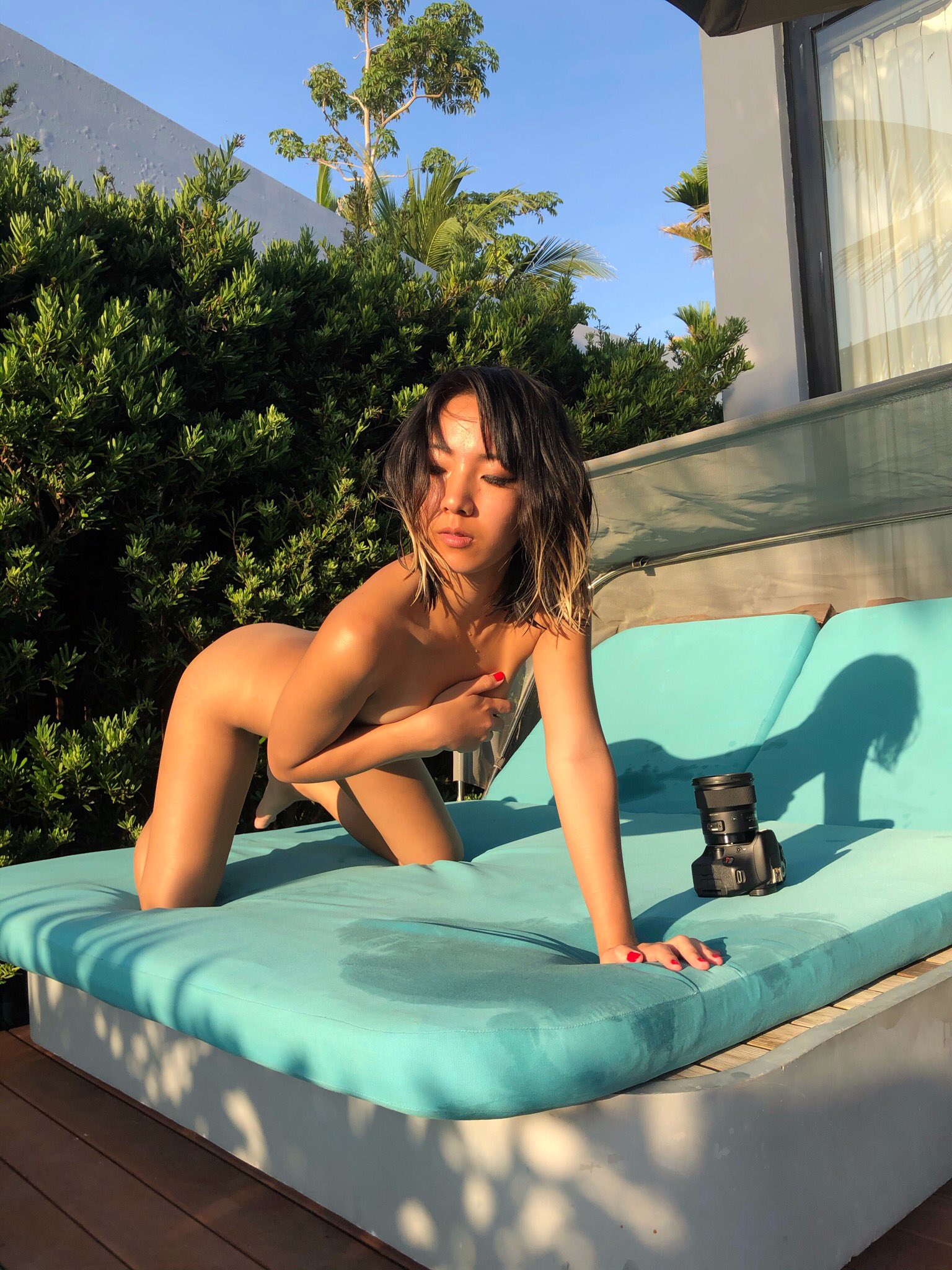 1 pic. Sun-kissed 🌞 https://t.co/oIG76xHsuM