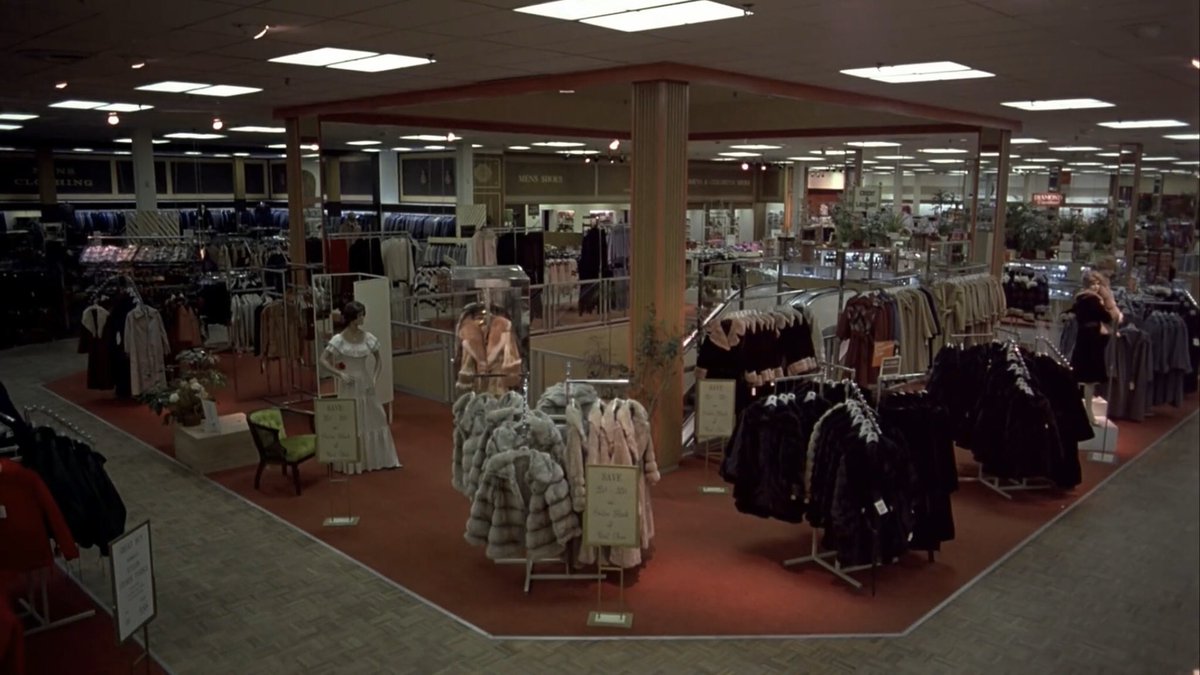 WeirdlandTales's tweet photo. The mall from DAWN OF THE DEAD (1978). https://t.co/AnHNIas84b