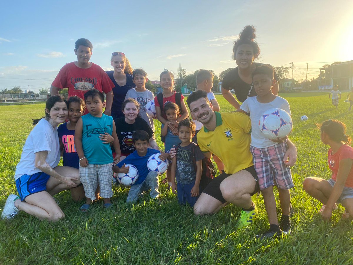 BenedictineSIBC's tweet photo. BC’s SIBC had the opportunity to work with students at JPII Jr College in Benque, Belize in order to create a series of entreprenurship workshops for the Benque community. Our students also were able to teach business classes at a local high school and hold soccer camp everyday! https://t.co/I9j3Iuv0hE