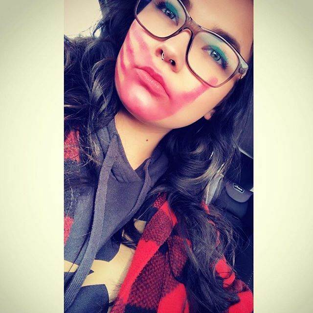 RedHouseSeries's tweet photo. #Repost @pamie_ox with @get_repost
・・・
An attack on one of us, is an attack on all of us
#alleyesonwetsuweten #missingandmurderedindigenouswomen #standingwithstandingrock #shutdowncanada #algonquin #indiginousrights #fucktrudeau #landdefenders #weseeyouweloveyou #unistotenc… https://t.co/Dz20Kv6C9c