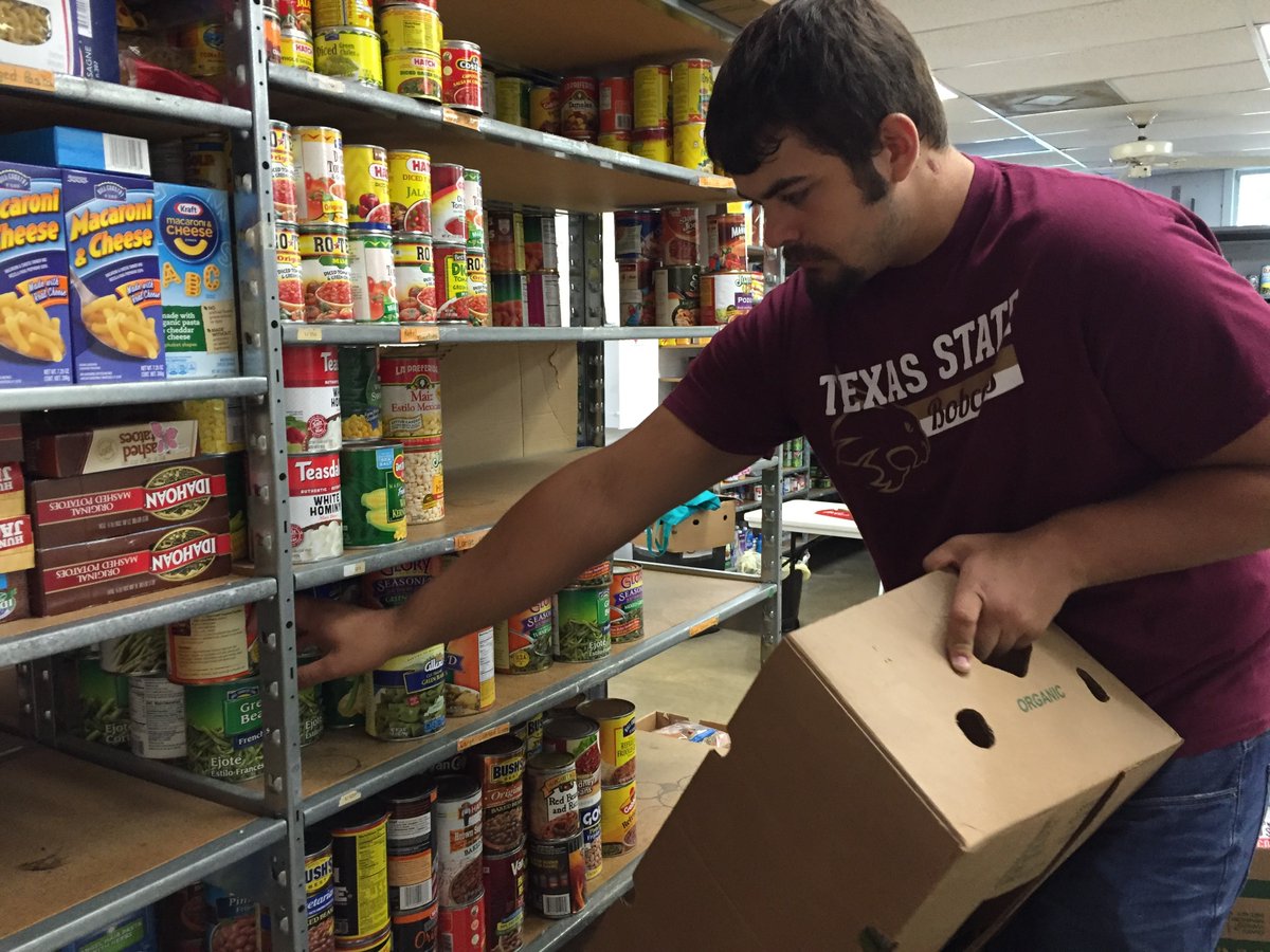 HEALTHY VOLUNTEERS NEEDED AT HAYS FOOD BANK
The <a href="/HaysFoodBank/">HaysCountyFoodBank</a> needs help keeping our neighbors fed during COVID-19 response. Go to HaysFoodBank.org, complete the online volunteer application, and then email mtorres@haysfoodbank.org. 

#TXST #SMTX #ServeSanMarcos