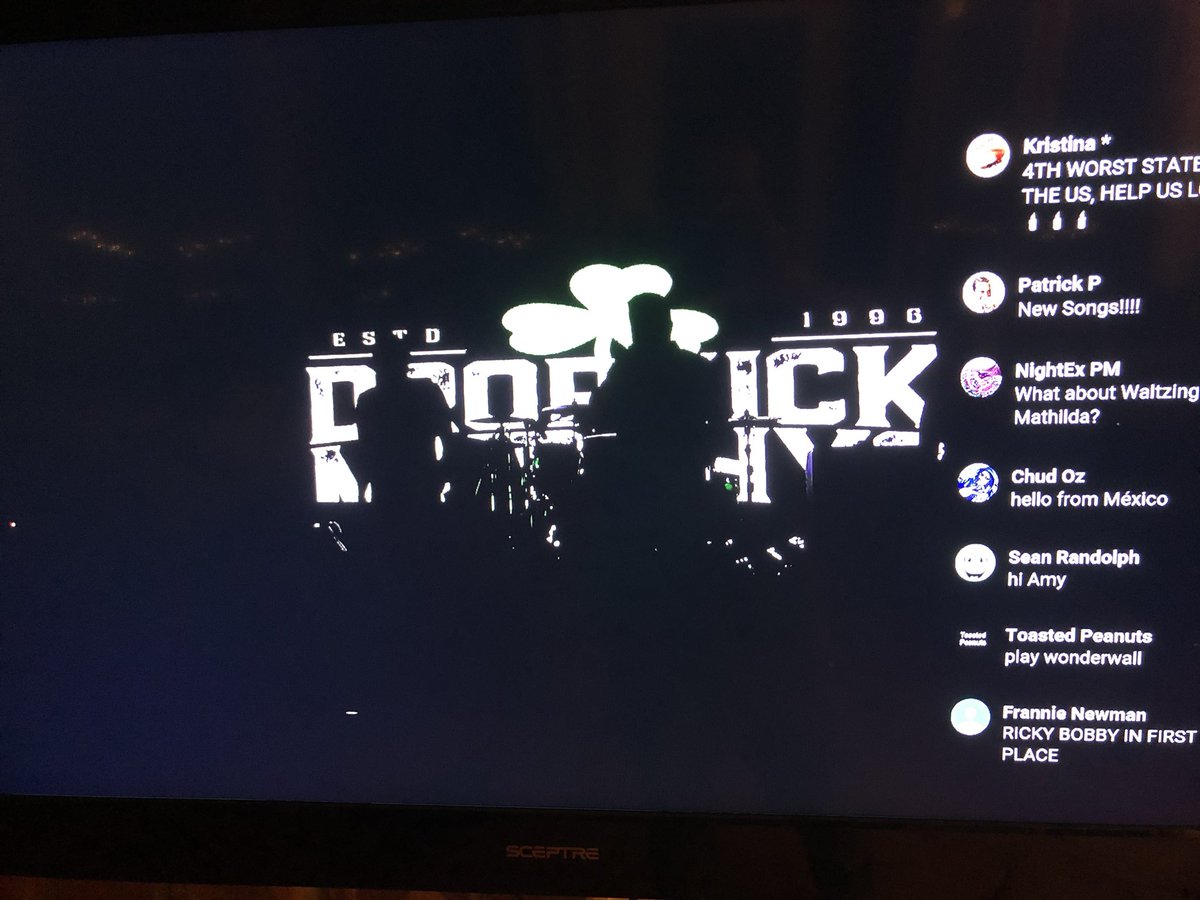 jimlove3's tweet photo. Such a cool way to connect. Thank you #dropkickmurphys , just what we needed on this St. Patrick’s Day ☘️ https://t.co/jdgNNjCcvr