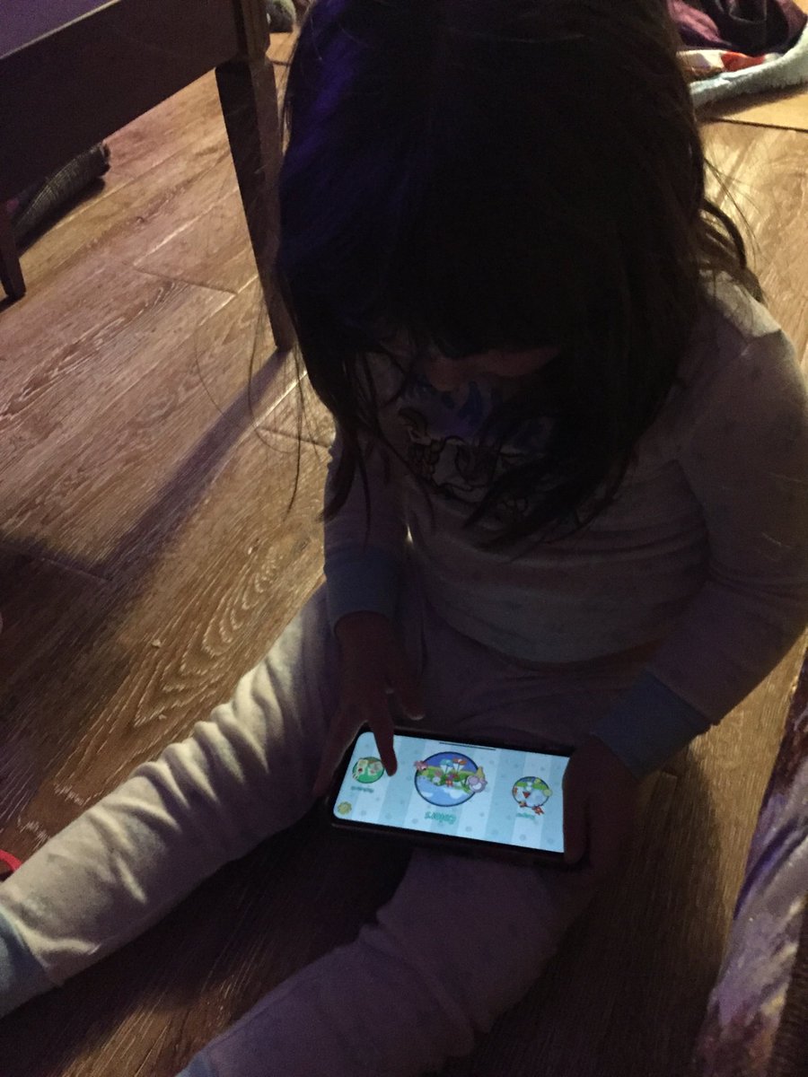NicoleNickers11's tweet photo. ⁦@meemukids⁩ is a great way to let your children have educational screen time! Because let’s face it we need to keep them occupied while #SocialDistancing #ToddlerLife #shelovesthisapp https://t.co/1LeYcZkLxw