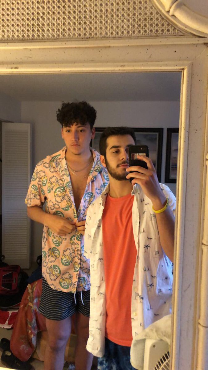 gavin_weber12's tweet photo. happy birthday @andrewgreff make it a good one! cant wait for the apartment next year https://t.co/sAdiIlagko