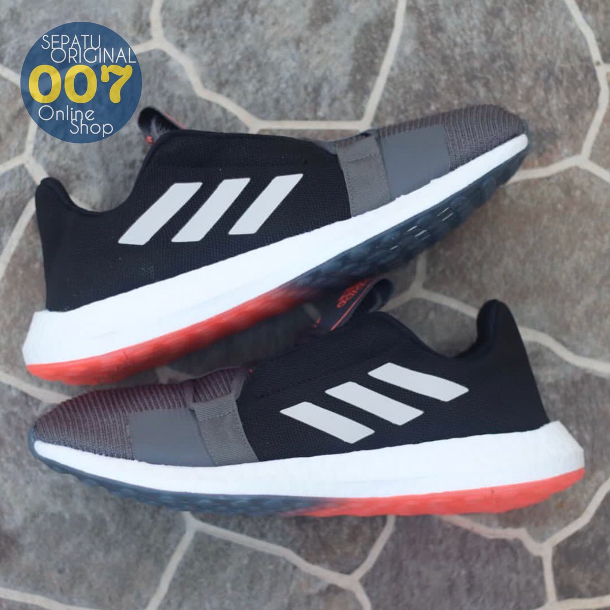 SEPTUORI 007 | #ADIDAS Sense Boost Black Grey White List White (BNWB)⁣
⁣
100% #ORIGINAL Brand New Replaced Box⁣
Made in #Indonesia⁣
⁣
Size:⁣
38 (23.5 cm)⁣
40 2/3 (25.5 cm)⁣
⁣
Harga: IDR 600K⁣

#adidasoriginals #originalshoes #originalbrand