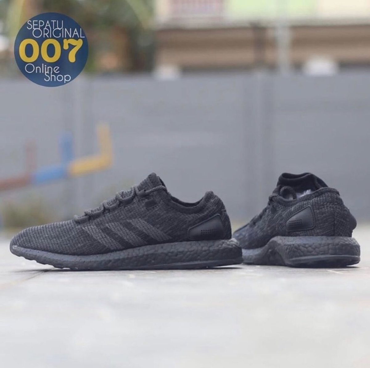 IG: sepatuori007 tweet media