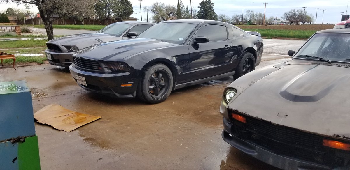 Cam_Amalla1's tweet image. One of these isn&apos;t like the other #modmustangs #coyotepower #s197mustangs #280z #zgang #newbeginning