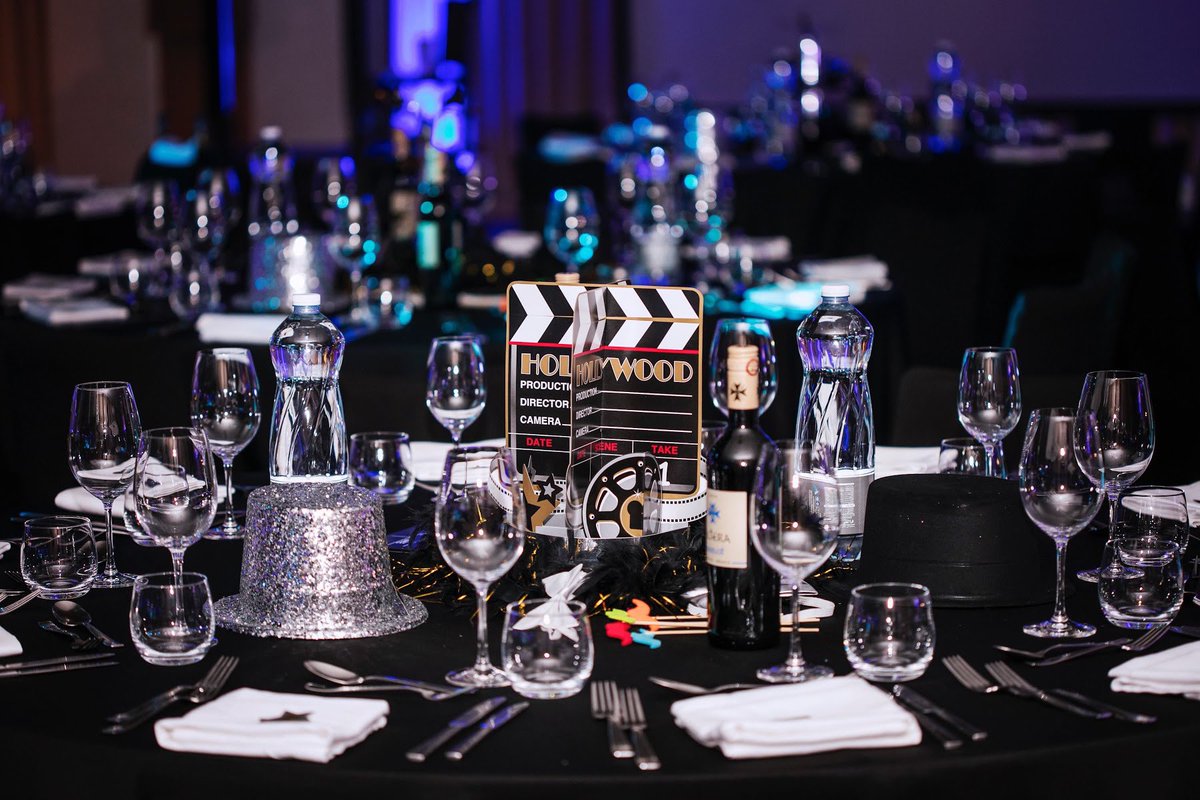 We loved organising this Oscar themed, staff party held for 250 to celebrate a successful year of business and to thank employees for their efforts. A highlight of the event was the series of food stations that served foods for all cultures and all the fun the guests had!