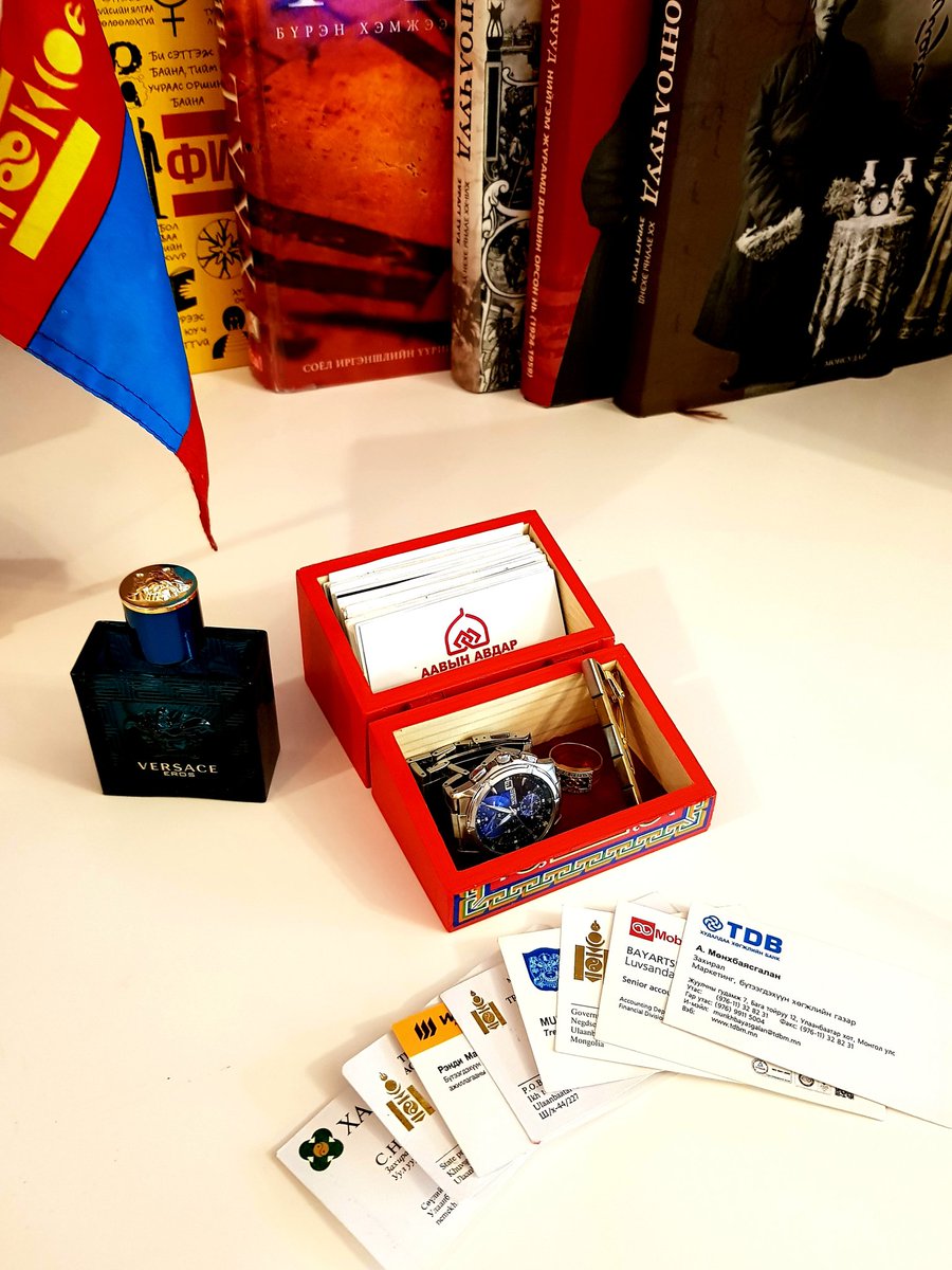 Зэвсэгт хүчний яруу алдарт 99 жилийн ойн мэнд хүргэе! 
   Арван алдын уургыг агтны толгойд углаж
   Аавын цагаан буяныг эдэлж явсан удаатай та ЭР ХҮН...