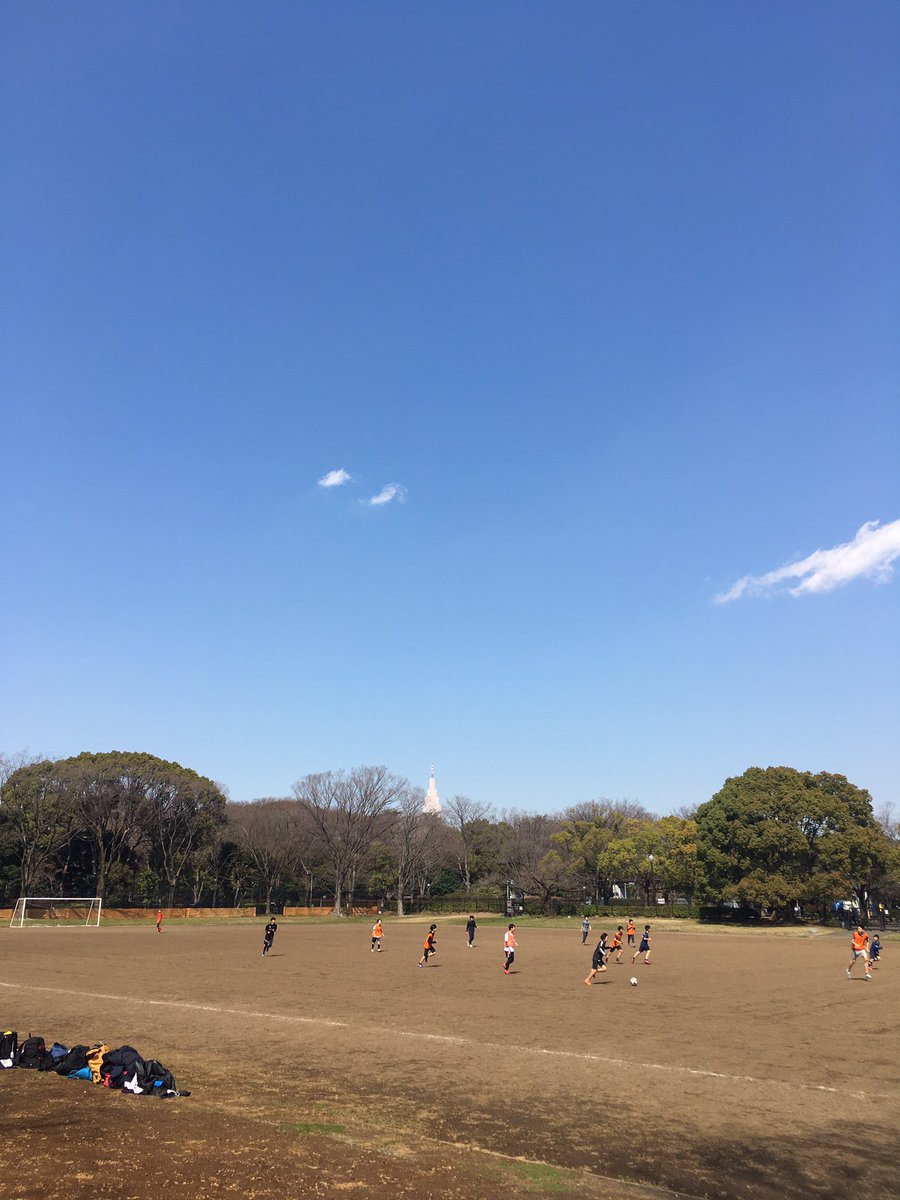 ヒロキックス 懐かしの代々木公園サッカー ホッケー場 ここが人工芝になる日は来るのだろうか