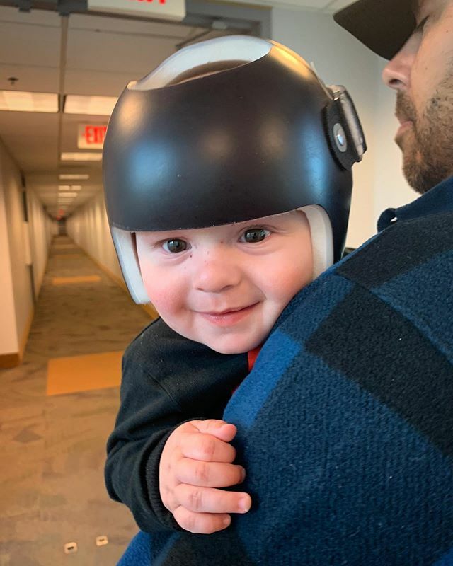 Jeradjh's tweet photo. Someone is stoked for their new helmet. https://t.co/WX3oZrB7g2 https://t.co/ulqu8upRDT
