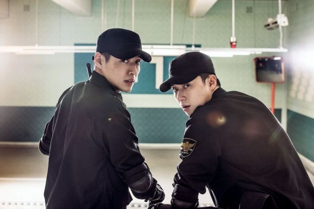 MIDNIGHT RUNNERS (2017) very good police comedy with an original plot, a light plot and a very entertaining development! + park seo joon and ha neul kang as a duet 