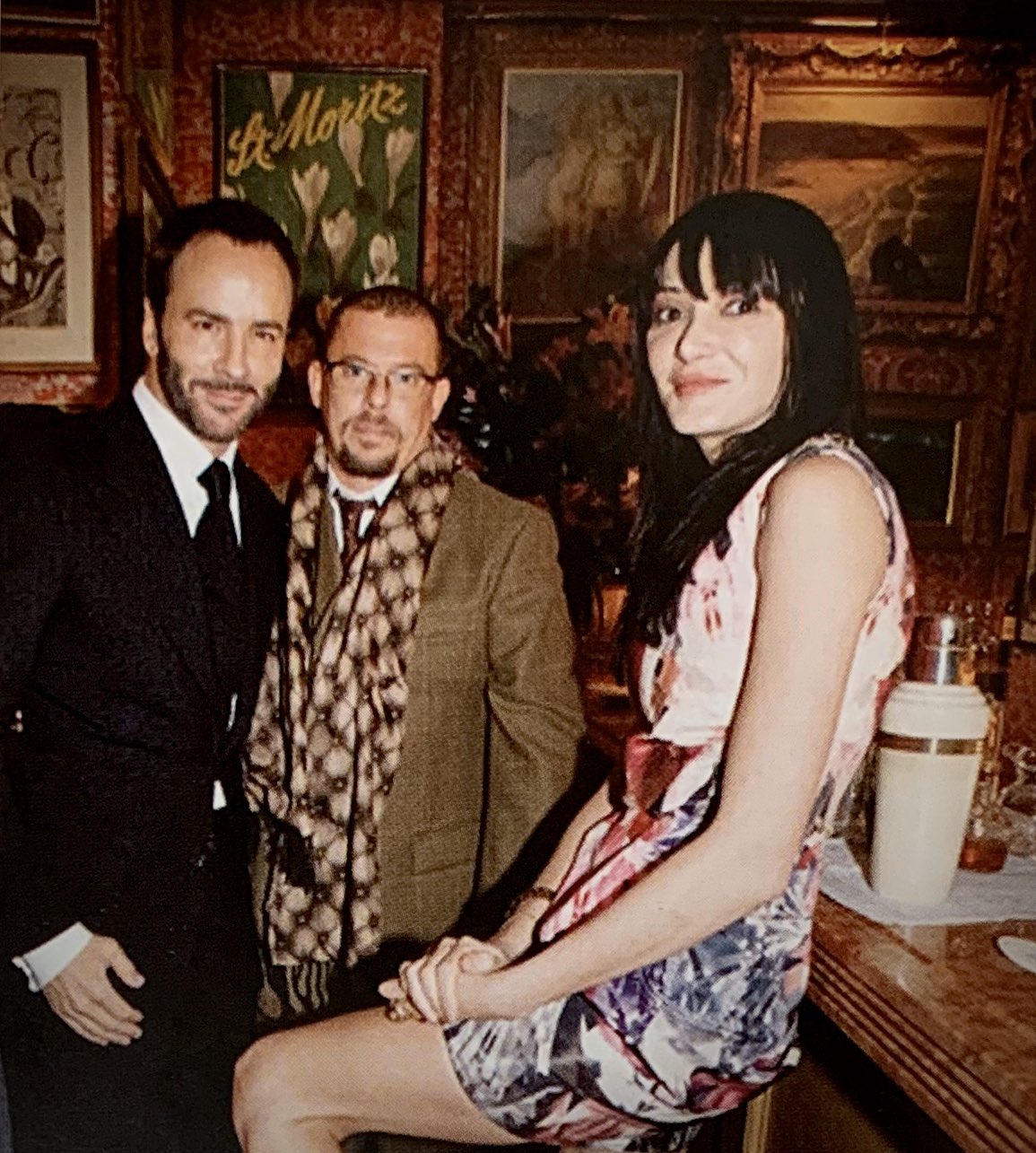 archivealive on X: Tom Ford, Alexander McQueen, and Annabelle Neilson  (muse and best friend to Kate Moss) at Harry's Bar in London (February  2010)