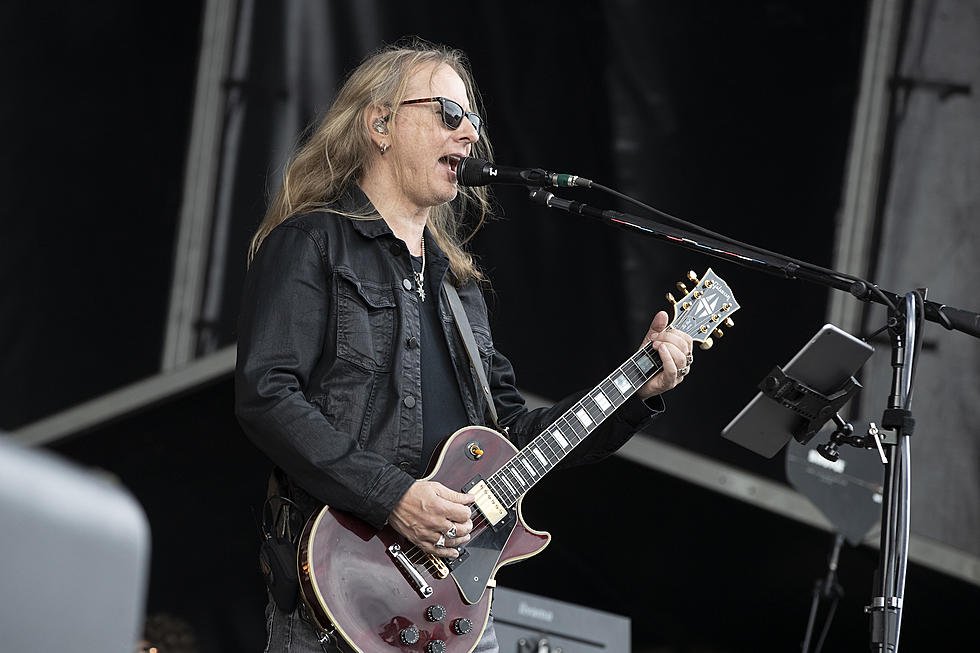 Happy 54th birthday to Jerry Cantrell! 