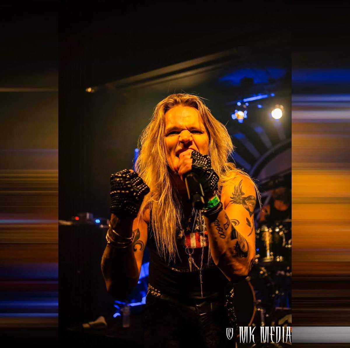 MKMEDIA18's tweet photo. @RecklessLoveCom @OlliHerman @PepeReckless  @JalleVerne @hessumaxx glamming the shit out of Sydney... part 1 #recklesslove #glammetal #heavymetal #sydneyatnight #canonphotography  #canon6dmarkii #canonaustralia https://t.co/JQ0sHV9VFB