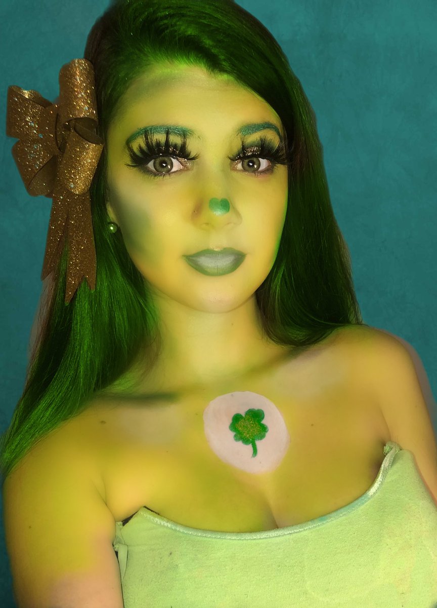 makeupmomma7419's tweet photo. Lucky For You I’m Here 🍀 
#GoodLuck #GoodLuckBear #CareBear #MakeupFun #MakeupArt #MakeupLover #retweet #viral https://t.co/Xw0oKwPLAn