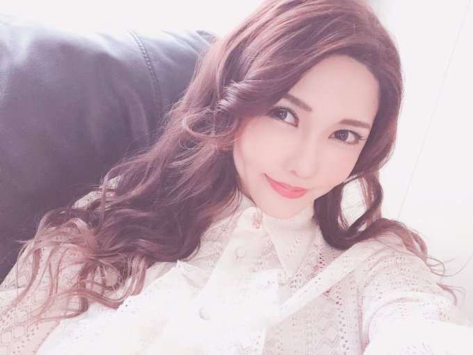 行ってくる?
我去?
I’m going out? https://t.co/u2BRVz5Q3s