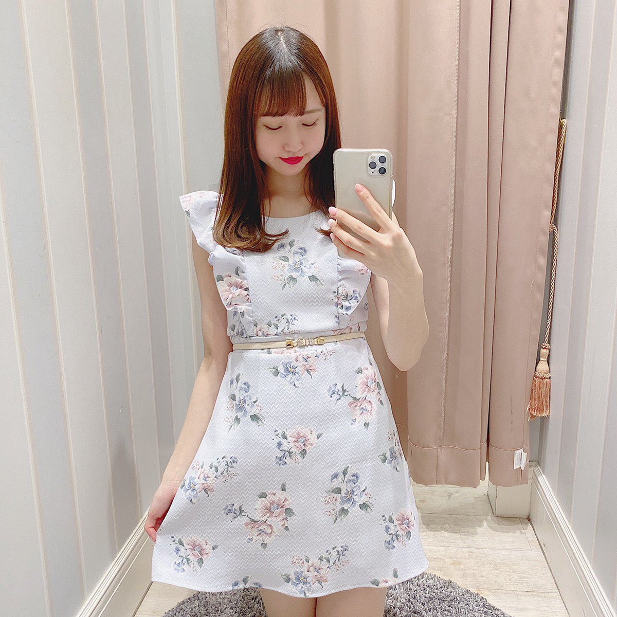 Evelyn エブリン 花柄ワンピース