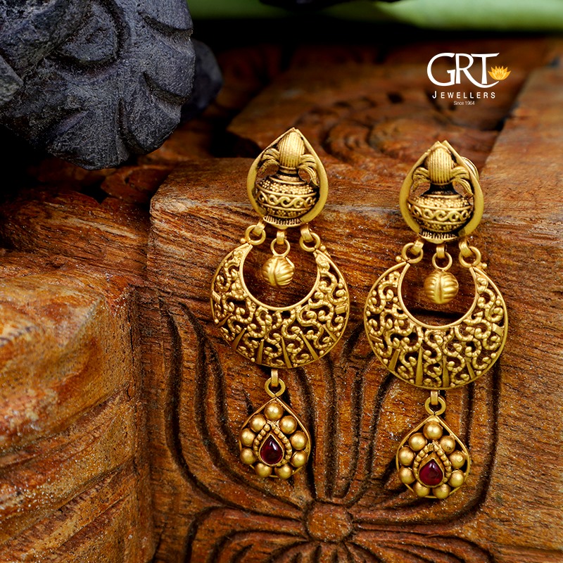 Buy Bewitching Floral Gold Earrings | GRT Jewellers