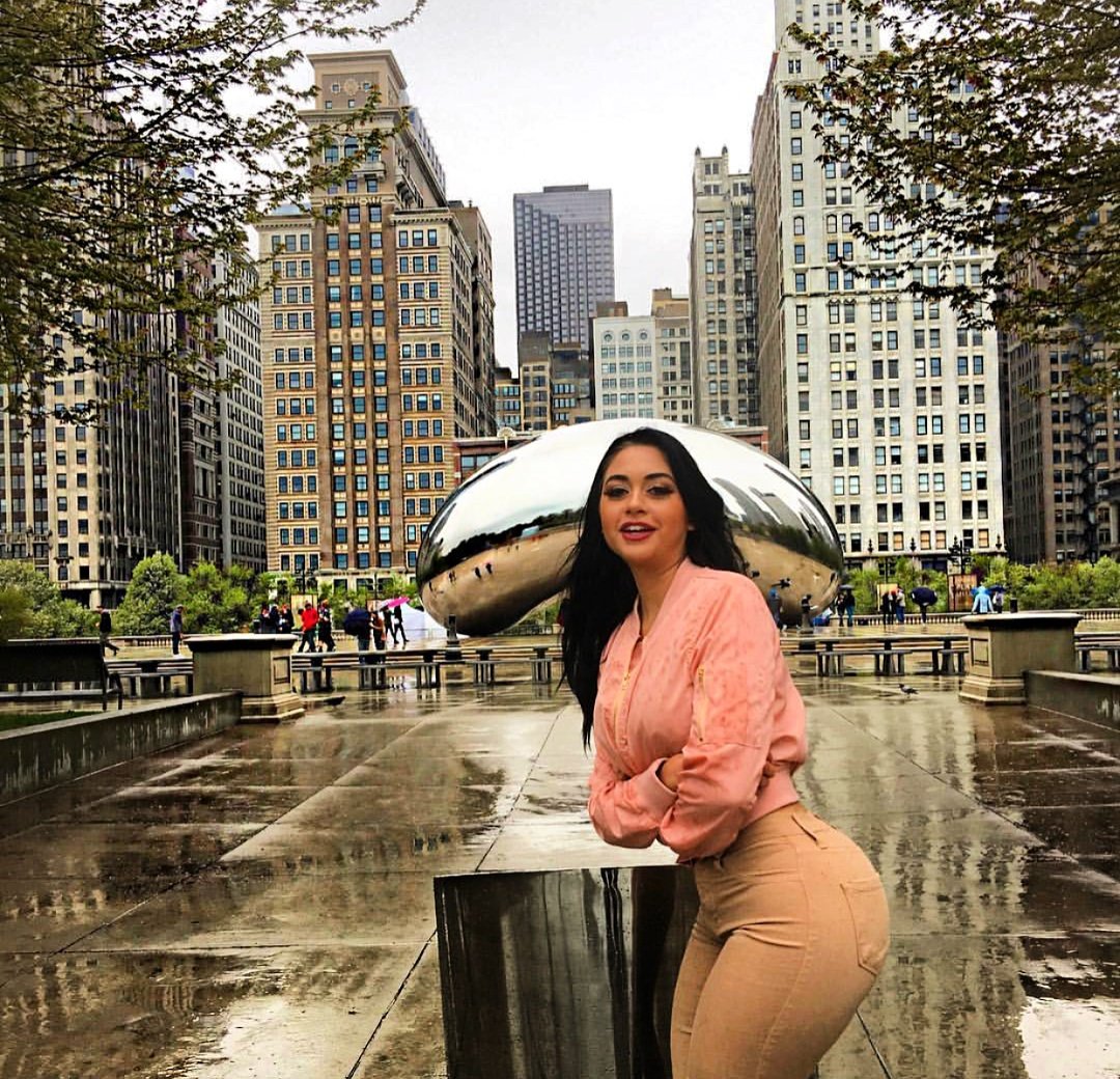 Jailyne Ojeda Travels on Twitter "Cloud gate Millenium park Chicago(03)