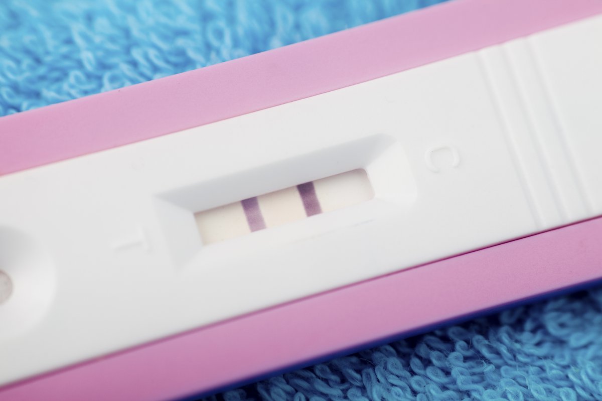 JeanHailes's tweet photo. While most women with #endometriosis will become pregnant without any medical help, about 30% of women with endo have trouble with #fertility. Read more about how endo can affect fertility & #pregnancy here: https://t.co/Cl32dUDLL1 #MarchintoYellow #Endowise https://t.co/4b13dpUQhh