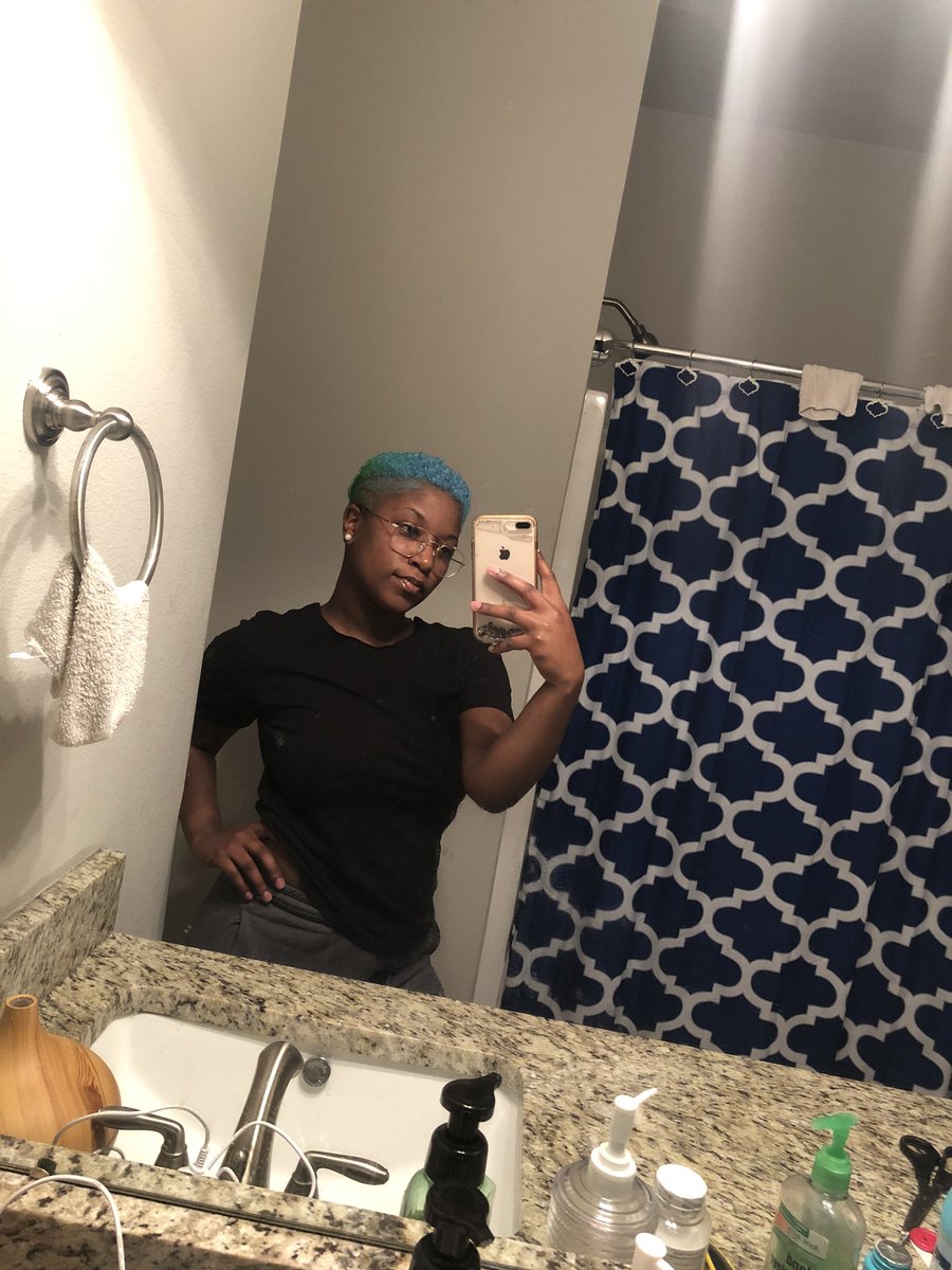lolitsnique's tweet photo. #realchill. https://t.co/SUNZAJTV2j