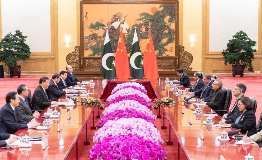 President Xi Jinping: China will continue to offer help to Pakistan to combat COVID-19 and the locust plague.The two sides agreed to move forward with the #CPEC as a high quality demonstration project of the #BRI  Read More: xinhuanet.com/english/2020-0…
